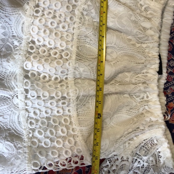 White off the shoulder lace top - Picture 5 of 5